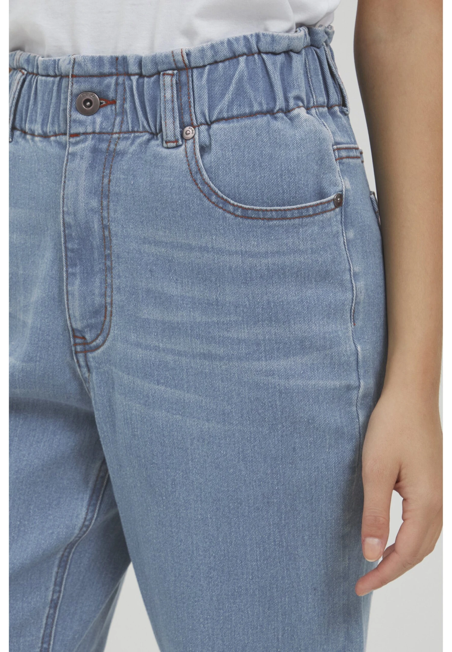 OXMO Oxann - Vaqueros Slim Fit - Ligth Blue Denim 4 OXMO Oxann - Vaqueros Slim Fit - Ligth Blue Denim - Imagen 4