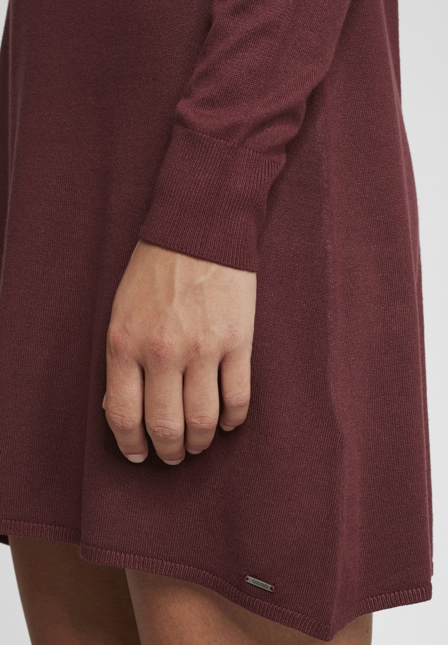 OXMO Oxwinala - Vestido De Punto - Chocolate Truffle 5 OXMO Oxwinala - Vestido De Punto - Chocolate Truffle - Imagen 5