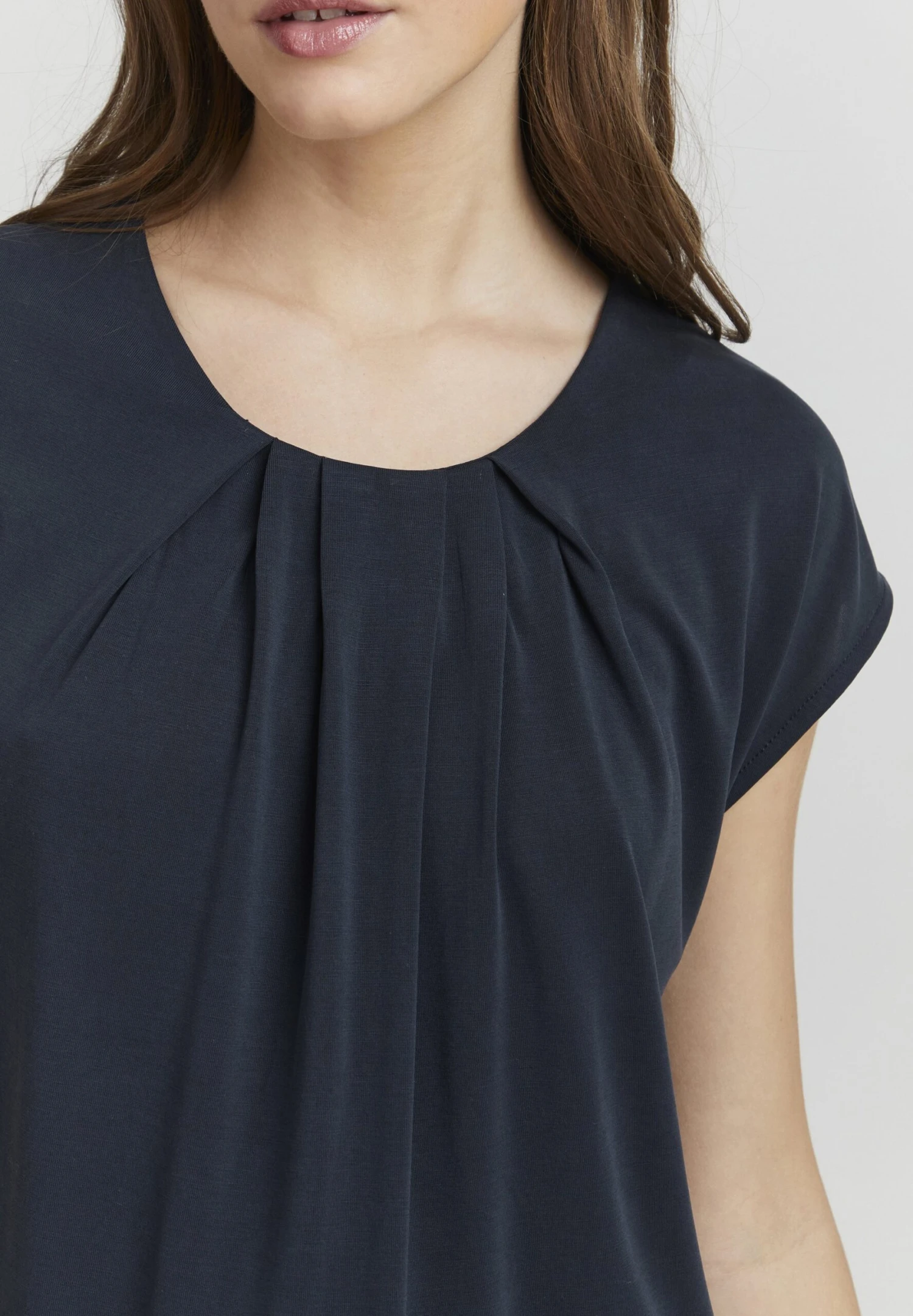 OXMO Bjalla - Camiseta Estampada - Darkblue 4 OXMO Bjalla - Camiseta Estampada - Darkblue - Imagen 4