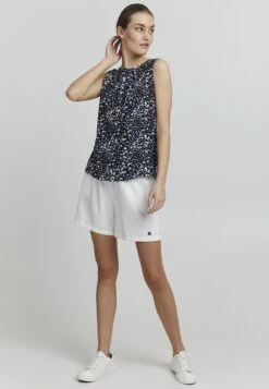 Oxmo -Oxmo 3d7c9484f848446ab44f9448395746bc