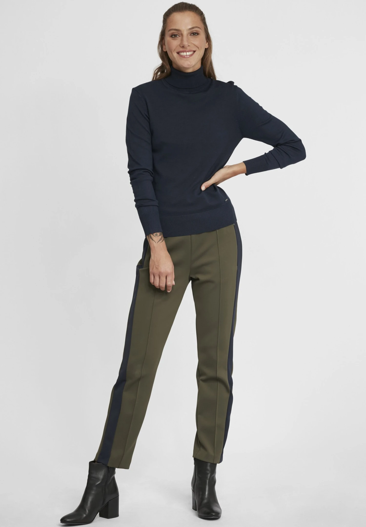 OXMO Oxwina - Jersey De Punto - Total Eclipse 2 OXMO Oxwina - Jersey De Punto - Total Eclipse - Imagen 2