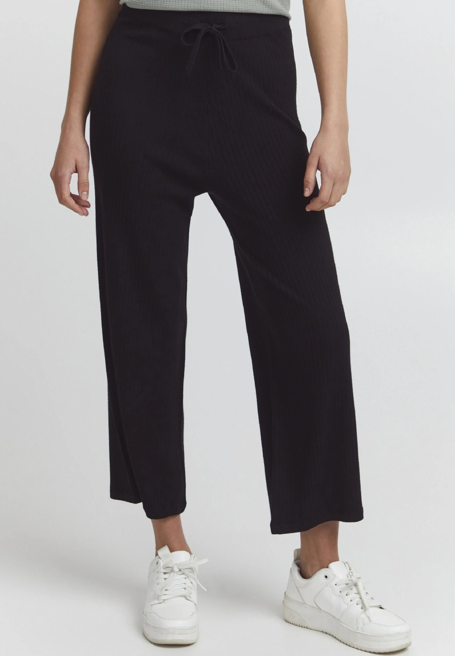 OXMO Oxrie - Pantalones - Black 1 OXMO Oxrie - Pantalones - Black