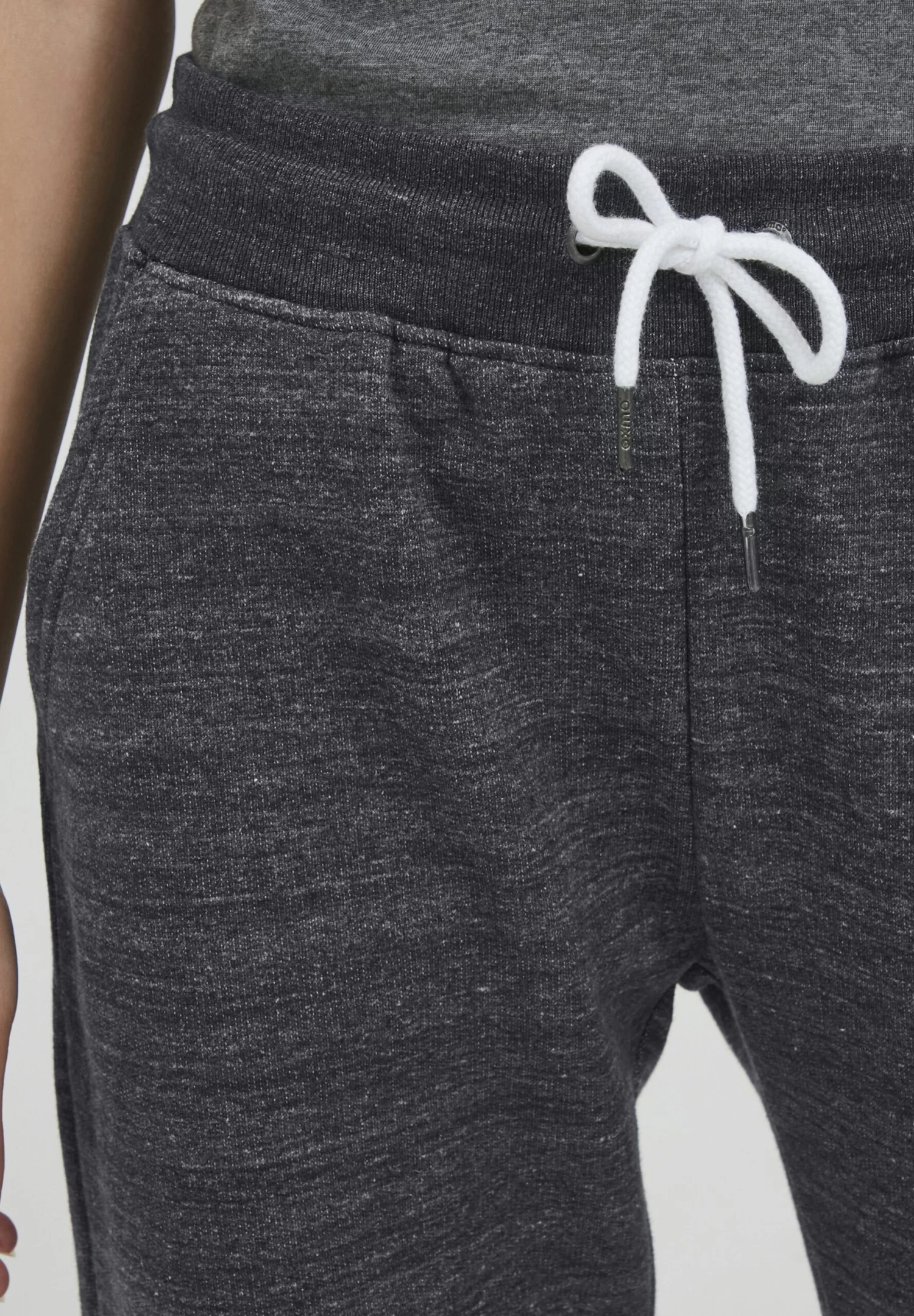 OXMO Oxheldana - Pantalones Deportivos - Black Melange 4 OXMO Oxheldana - Pantalones Deportivos - Black Melange - Imagen 4