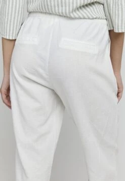 OXMO Alfa - Pantalones - Off White 10 OXMO Alfa - Pantalones - Off White -Oxmo 67d03beb57f544d1acc547a53872cf5e
