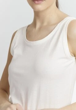 OXMO Pina - Top - Cloud Dancer 9 OXMO Pina - Top - Cloud Dancer -Oxmo 6c8d52f969c544a2b5a1ada21bcd0839