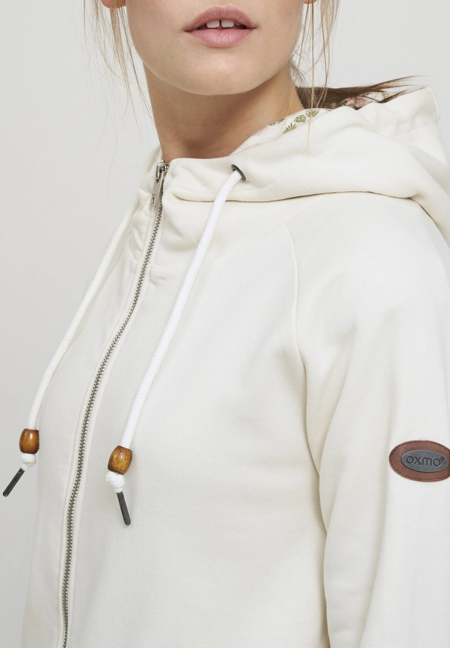 OXMO Oxulla - Sudadera Con Cremallera - Birch 4 OXMO Oxulla - Sudadera Con Cremallera - Birch - Imagen 4