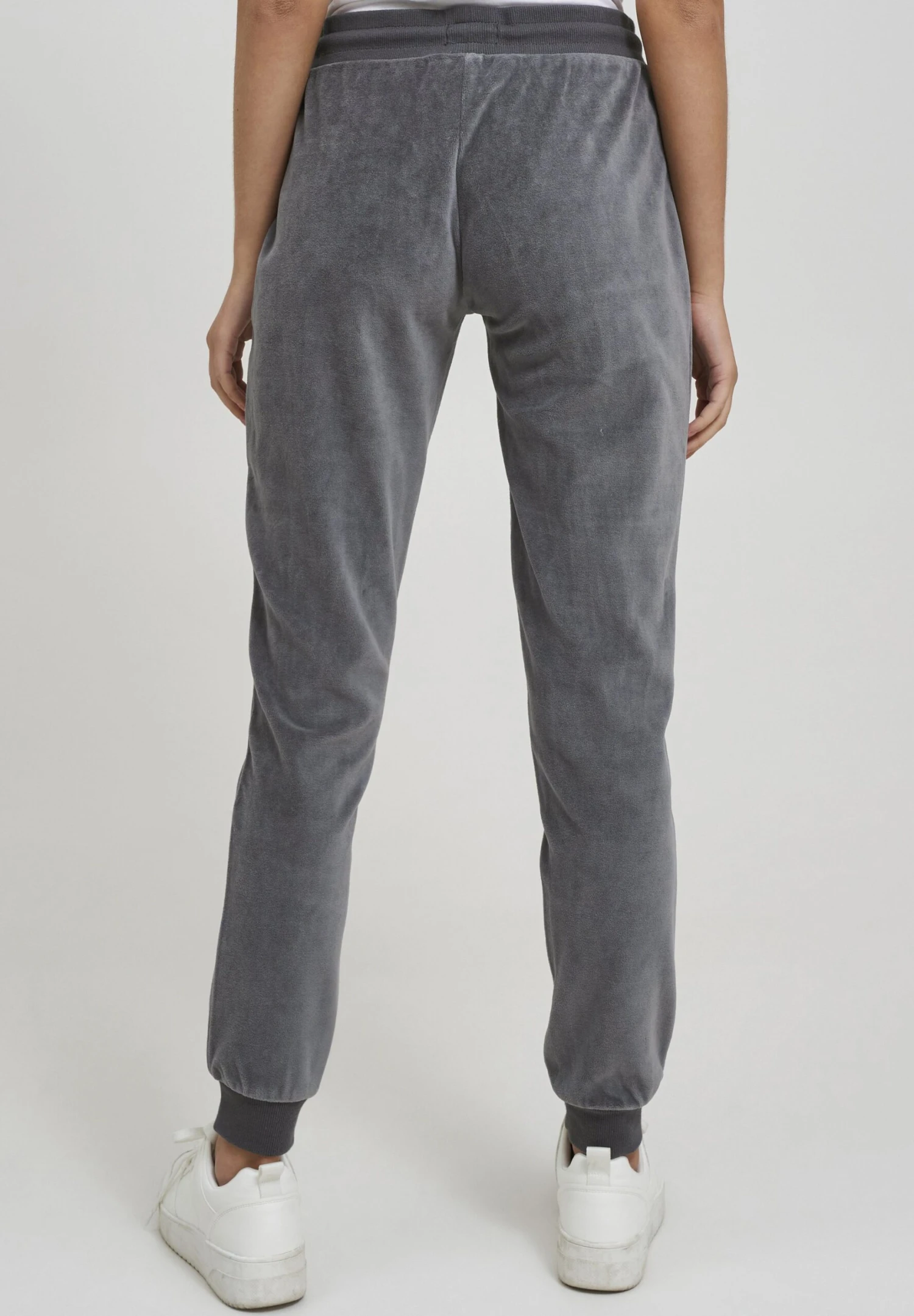 OXMO Oxnikita - Pantalones Deportivos - Castlerock 3 OXMO Oxnikita - Pantalones Deportivos - Castlerock - Imagen 3