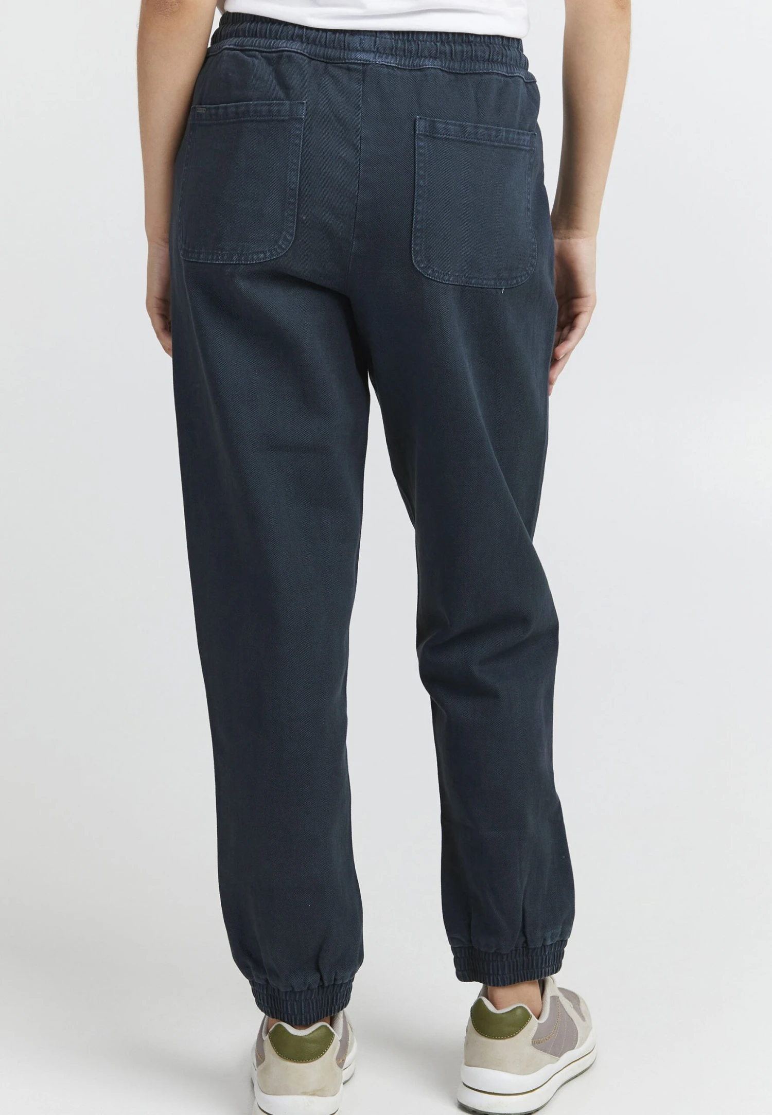 OXMO Oxtallualah - Pantalones Deportivos - Total Eclipse 3 OXMO Oxtallualah - Pantalones Deportivos - Total Eclipse - Imagen 3