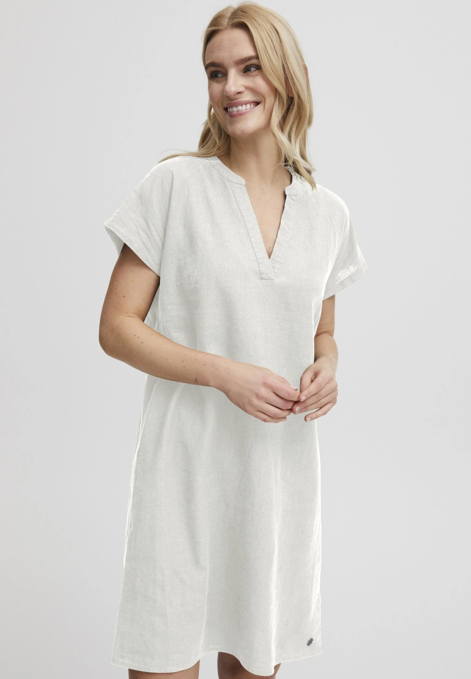 OXMO Oxanette-Me - Vestido Informal - Off White 1 OXMO Oxanette-Me - Vestido Informal - Off White