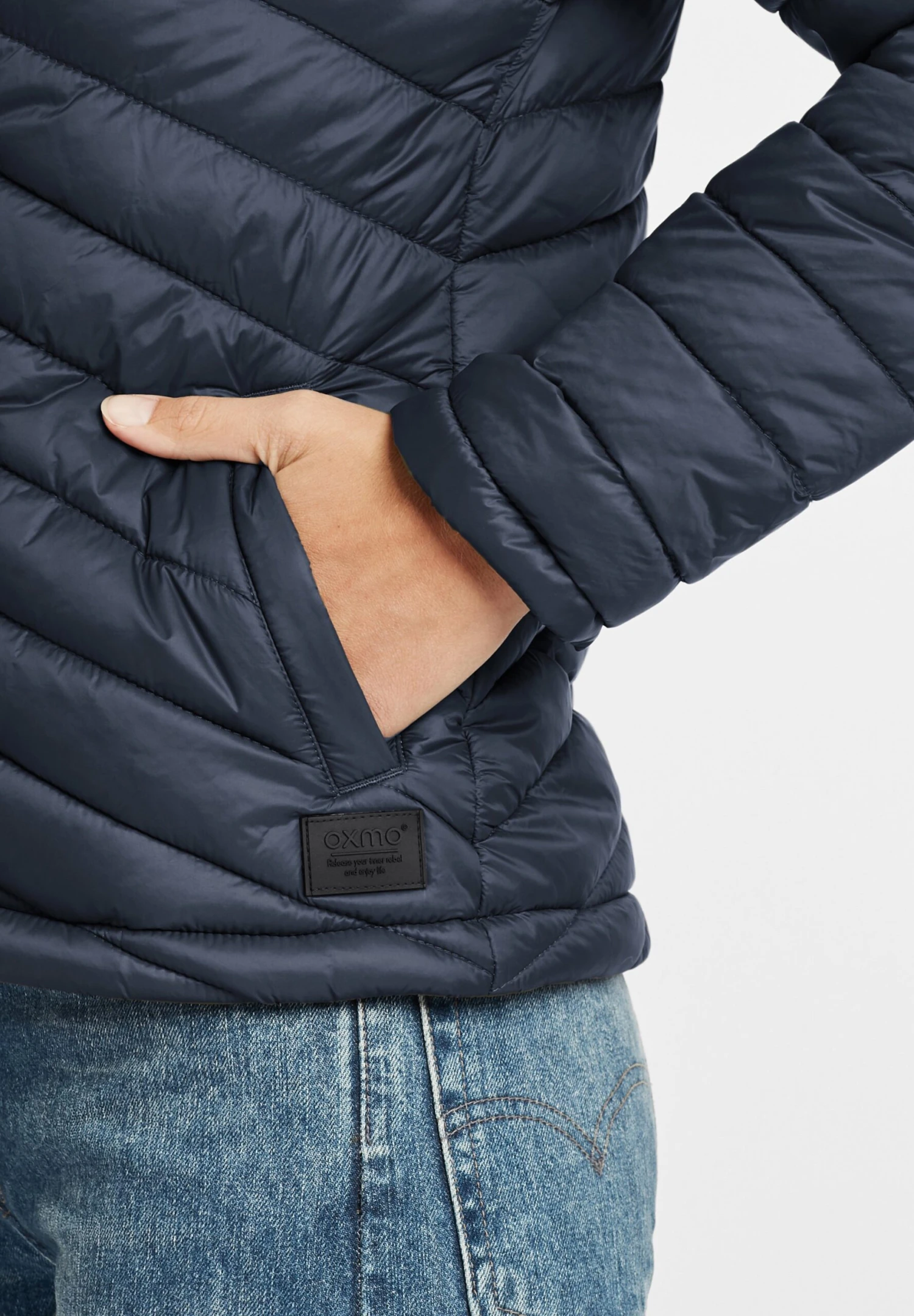 OXMO Oxquella - Chaqueta De Invierno - Total Eclipse 5 OXMO Oxquella - Chaqueta De Invierno - Total Eclipse - Imagen 5