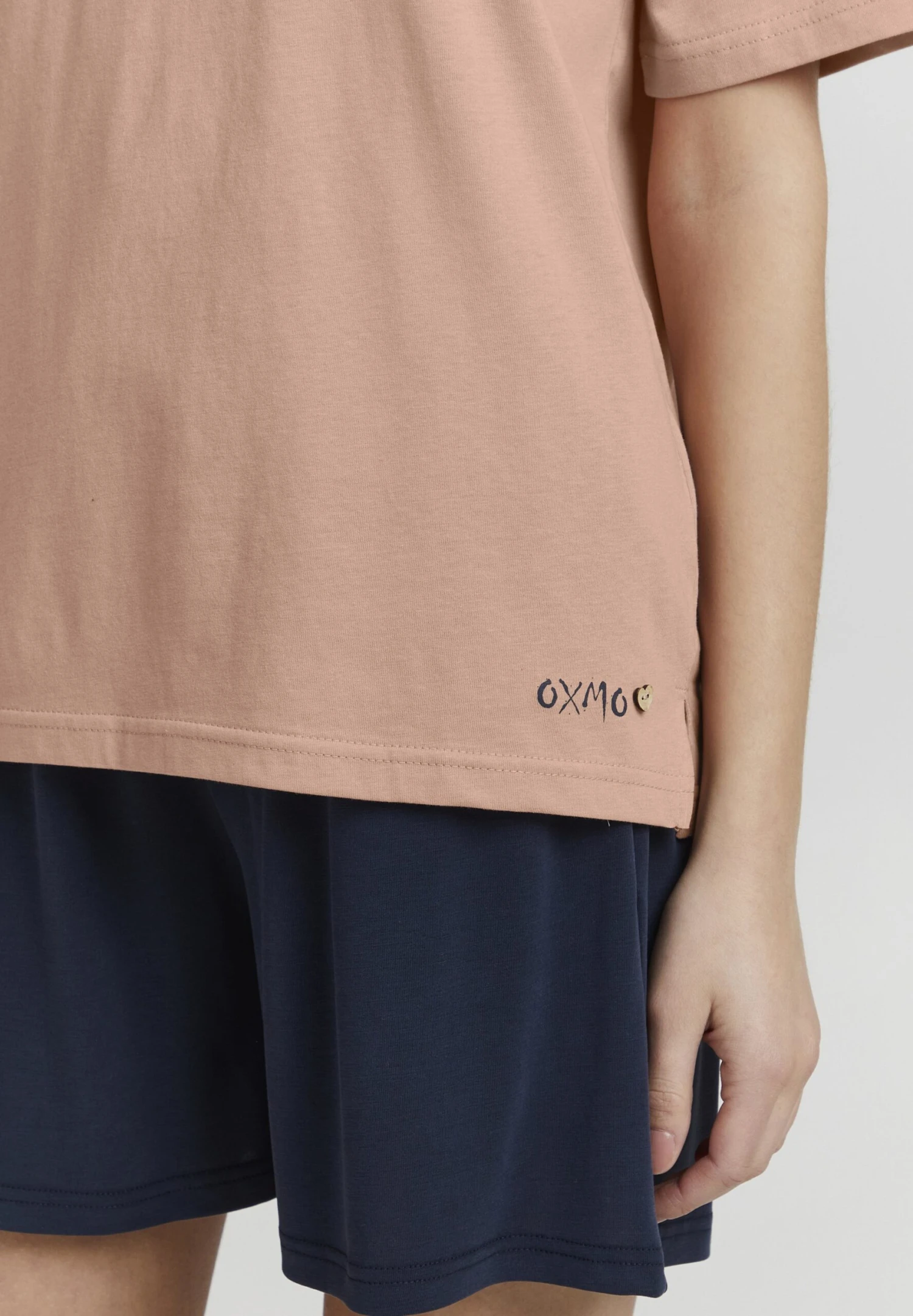 OXMO Pinala - Camiseta Básica - Mahogany Rose 5 OXMO Pinala - Camiseta Básica - Mahogany Rose - Imagen 5