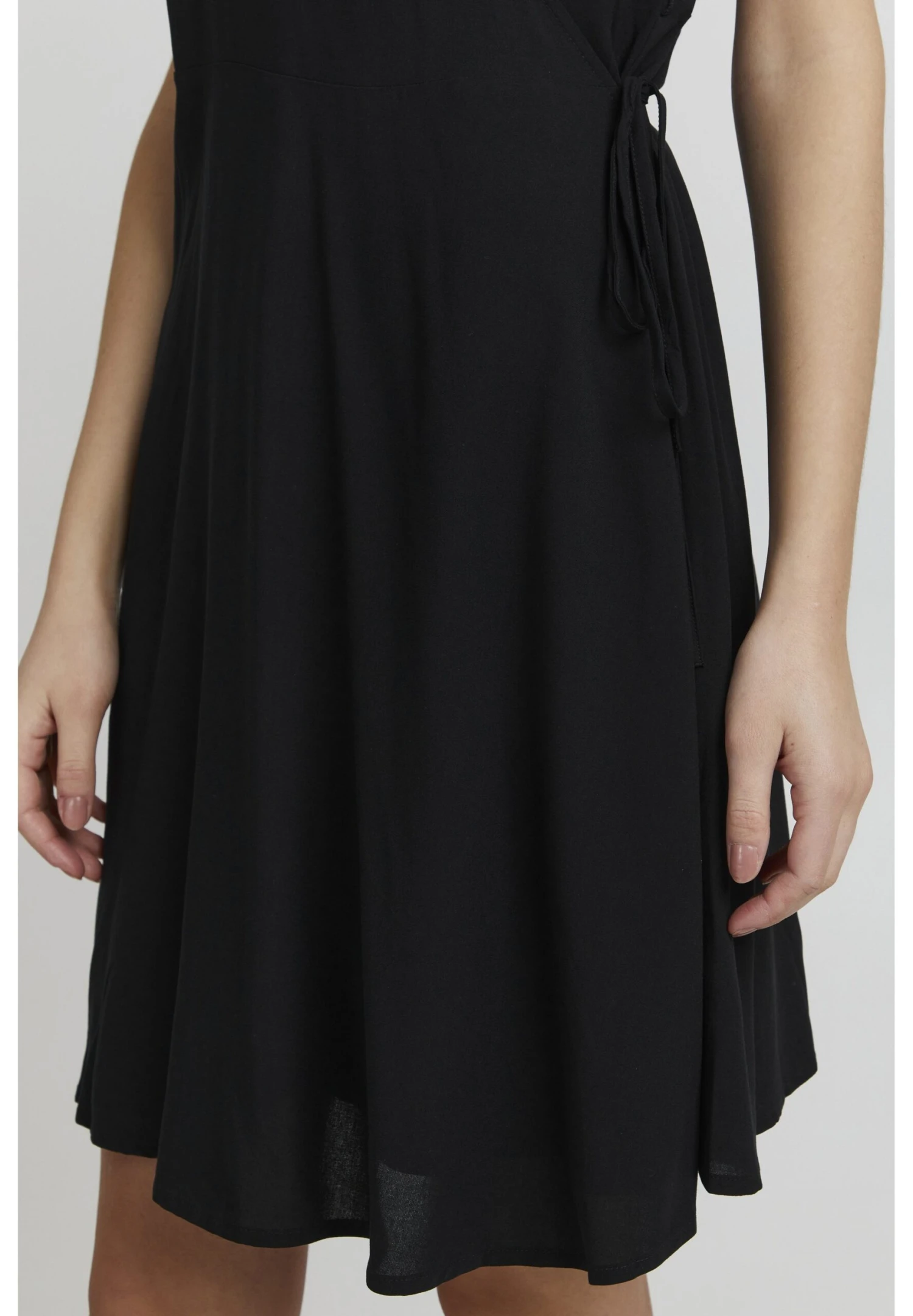 OXMO Oxembla - Vestido Informal - Black 5 OXMO Oxembla - Vestido Informal - Black - Imagen 5