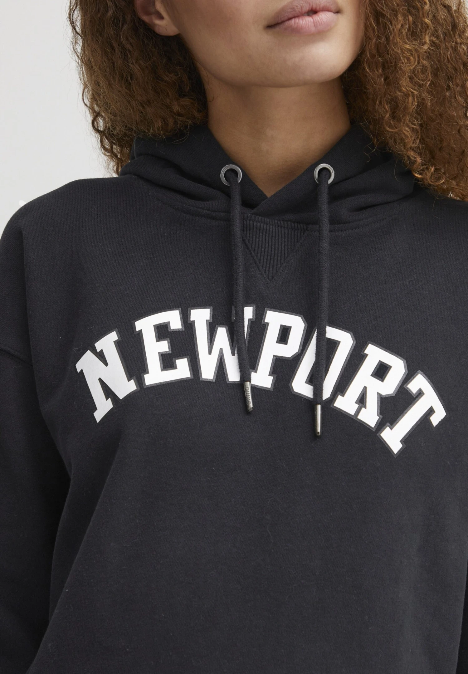 OXMO Oxcolisa - Jersey Con Capucha - Black 4 OXMO Oxcolisa - Jersey Con Capucha - Black - Imagen 4