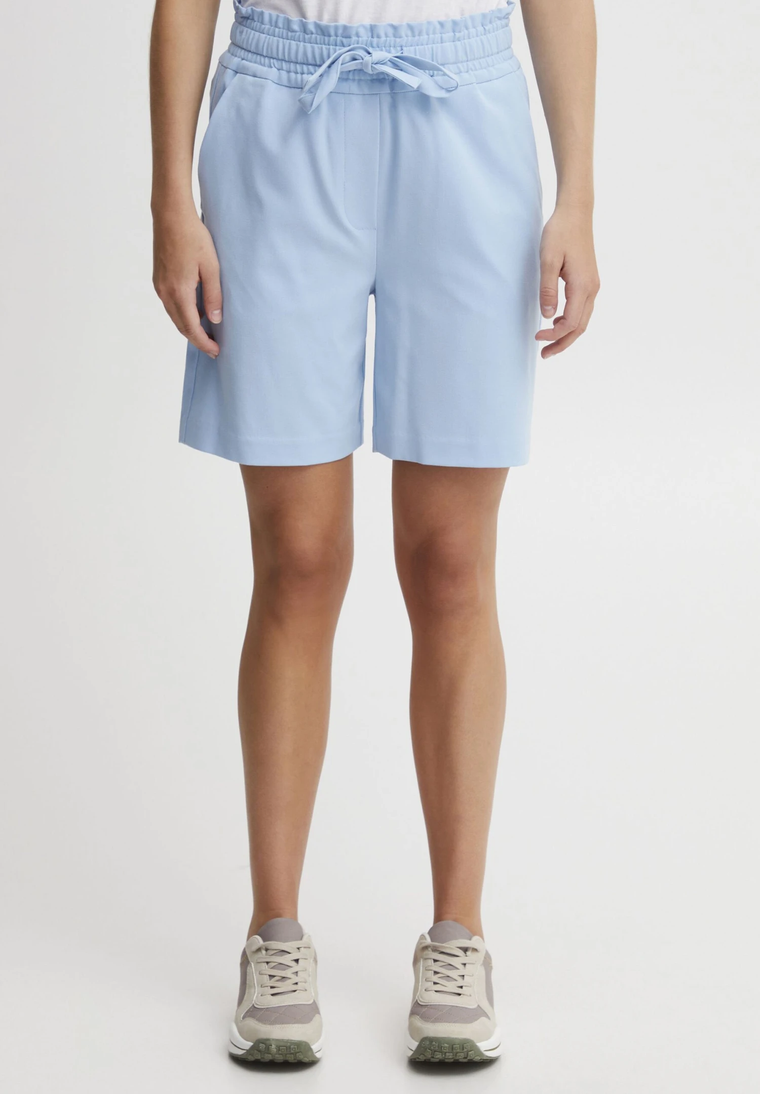 OXMO Daniella Sh- Shorts - Blue Bell 1 OXMO Daniella Sh- Shorts - Blue Bell