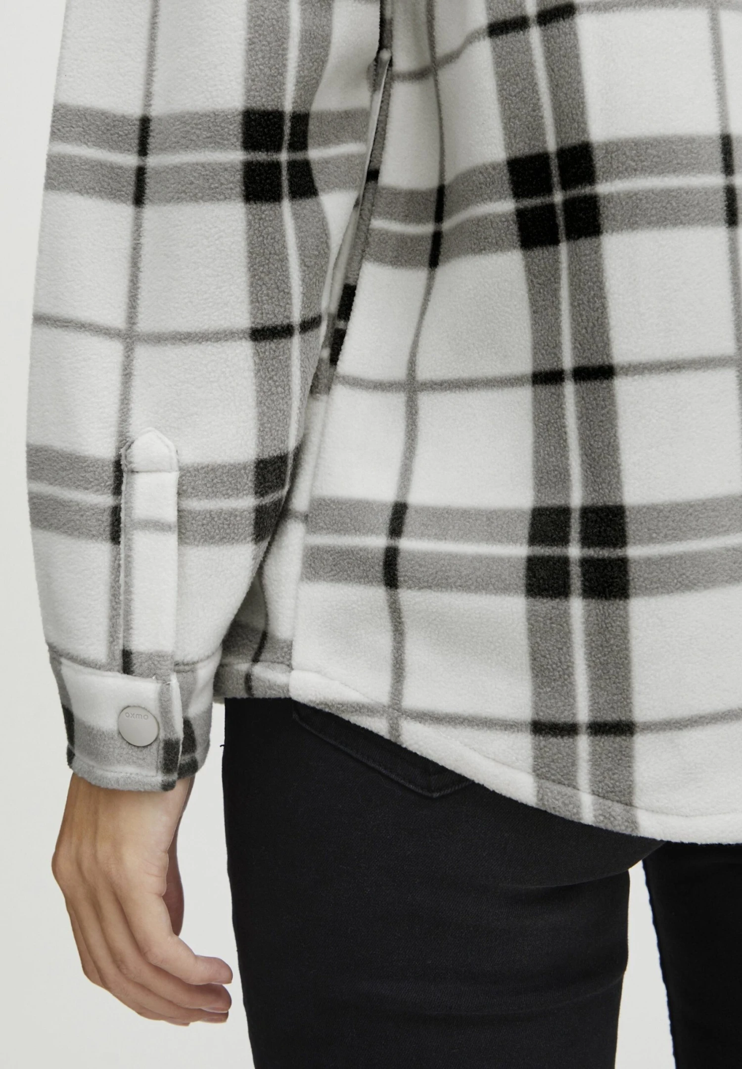 OXMO Oxchia - Forro Polar - Asphalt 5 OXMO Oxchia - Forro Polar - Asphalt - Imagen 5