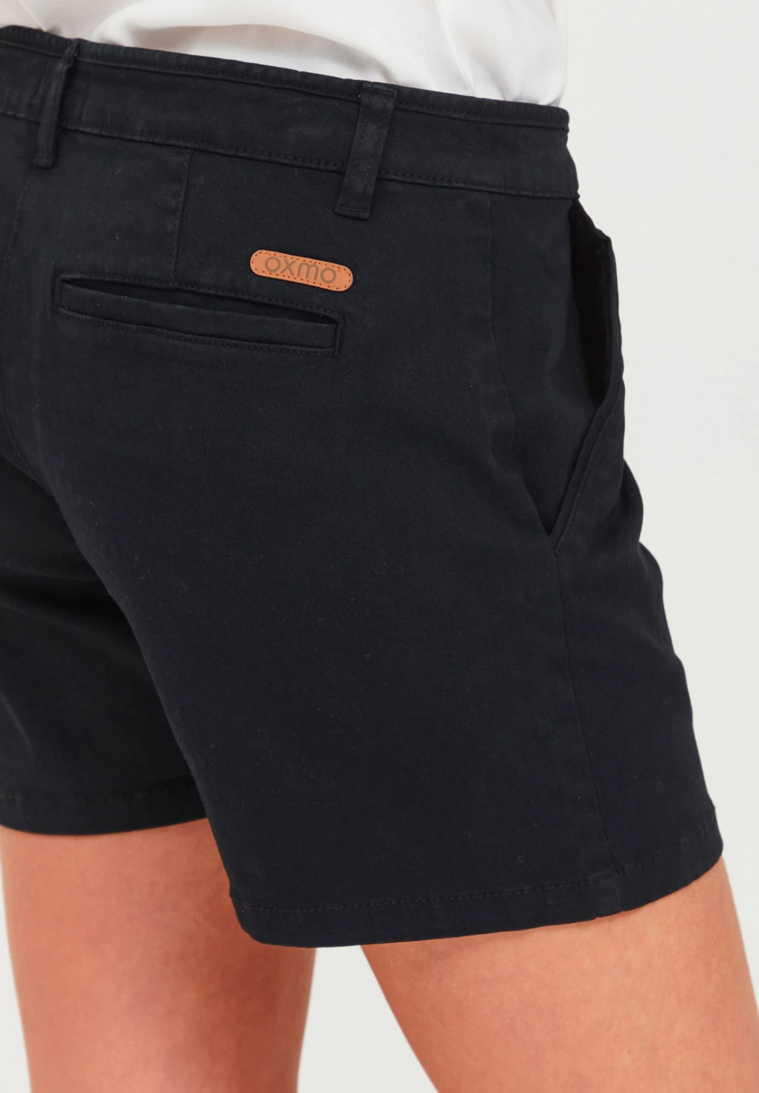 OXMO Oxkathy - Shorts - Black 5 OXMO Oxkathy - Shorts - Black - Imagen 5