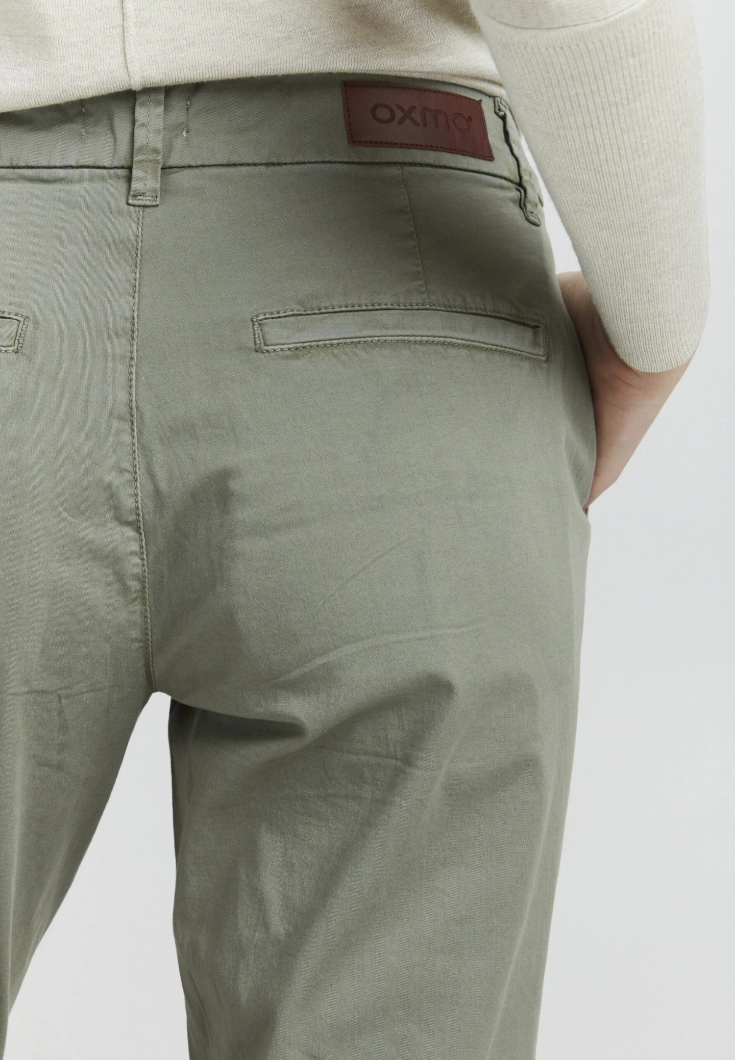 OXMO Chilli - Pantalones Chinos - Seagrass 5 OXMO Chilli - Pantalones Chinos - Seagrass - Imagen 5