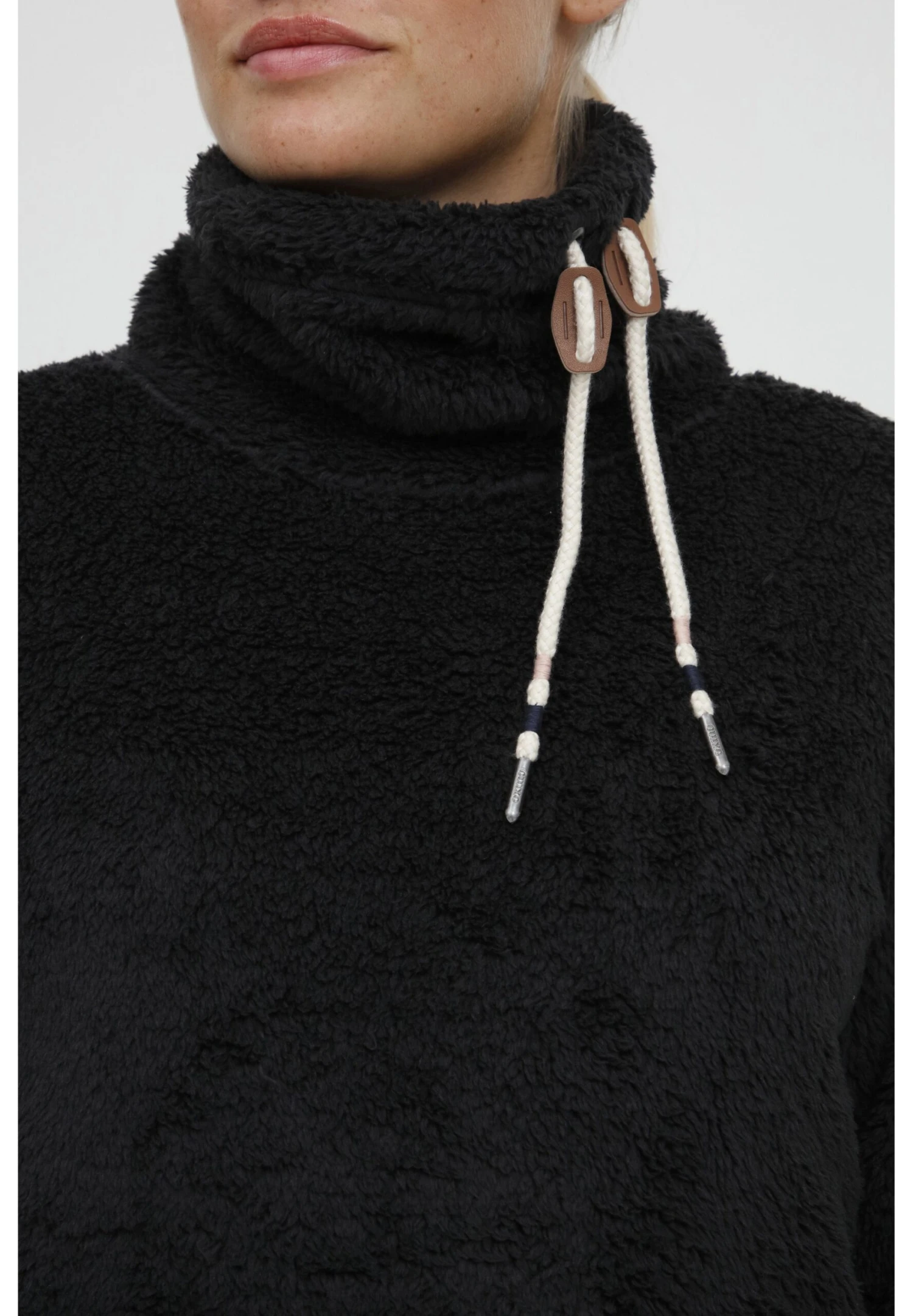 OXMO Oxanniki - Forro Polar - Black 6 OXMO Oxanniki - Forro Polar - Black - Imagen 6