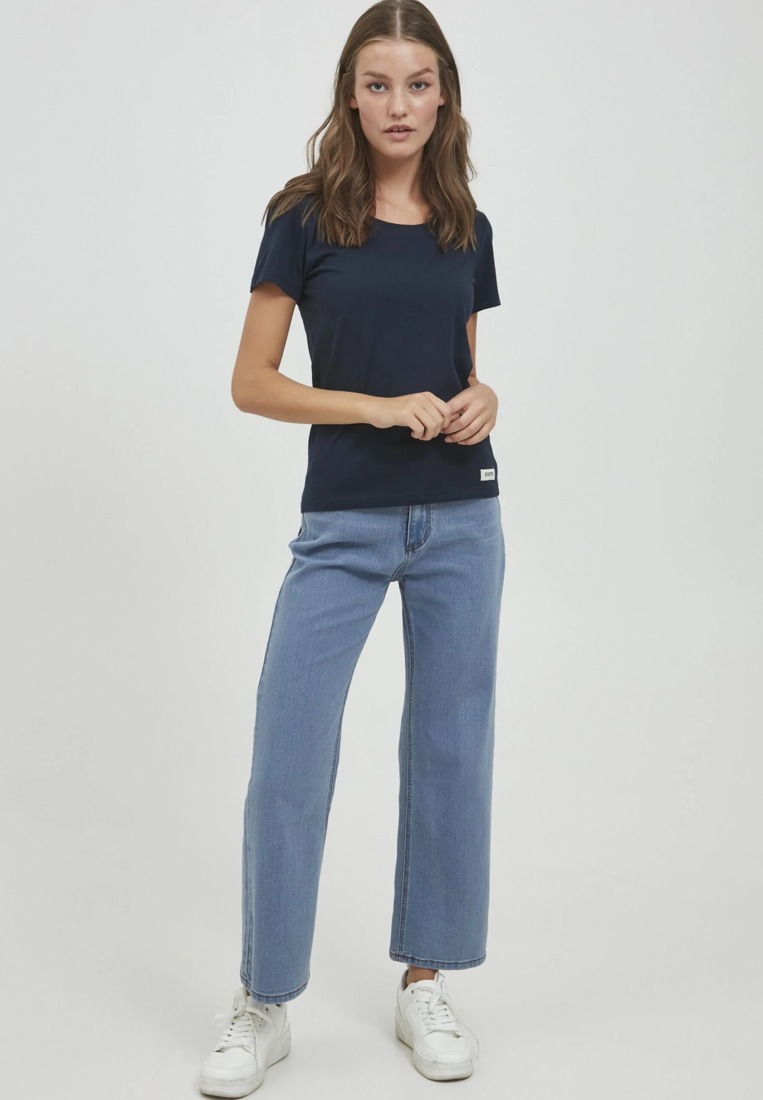 OXMO Oxanni - Vaqueros A Campana - Ligth Blue Denim 2 OXMO Oxanni - Vaqueros A Campana - Ligth Blue Denim - Imagen 2