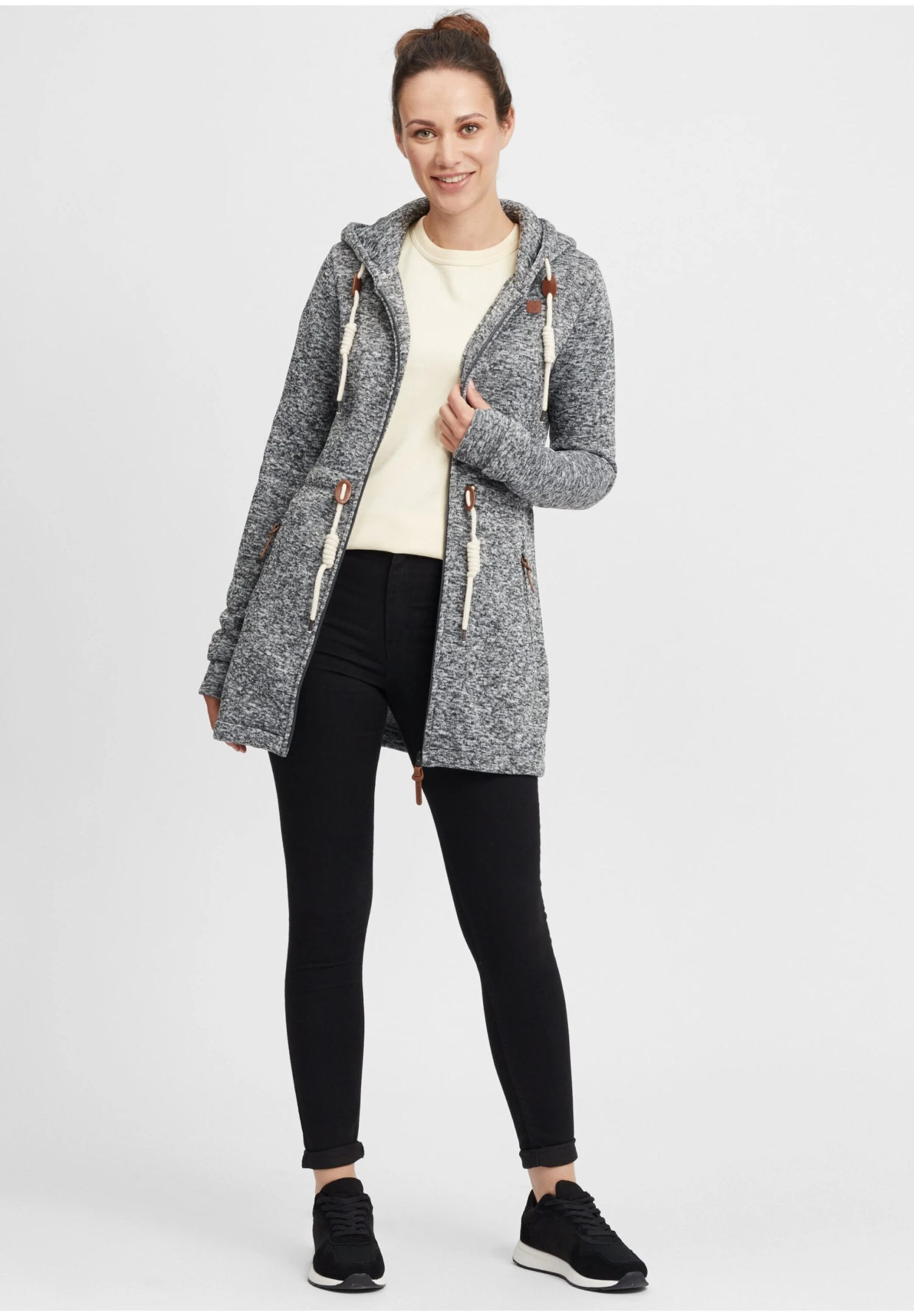 OXMO Oxthora - Abrigo Corto - Dark Grey 2 OXMO Oxthora - Abrigo Corto - Dark Grey - Imagen 2