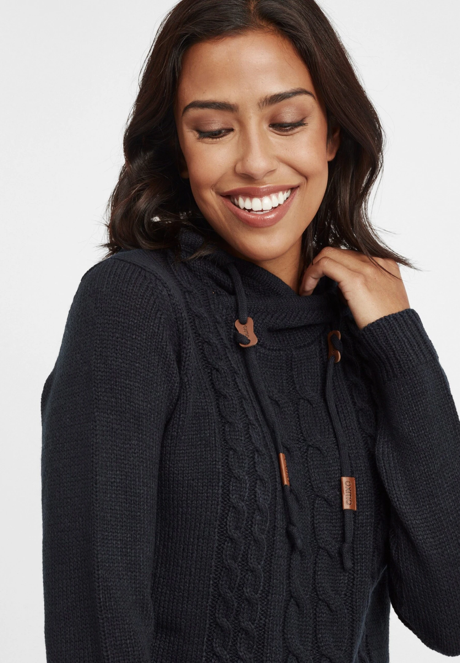 OXMO Oxcable - Jersey Con Capucha - Black 4 OXMO Oxcable - Jersey Con Capucha - Black - Imagen 4